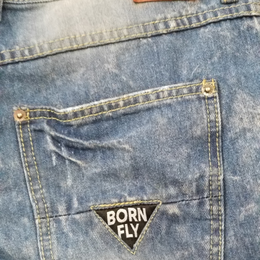 Bornfly 34 X 32 - Picture 8 of 9